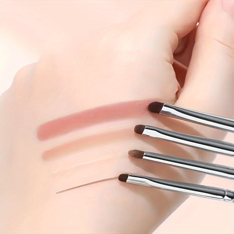 Detailing Brush Set - A set including 4 eyeshadow brushes-ultra-soft